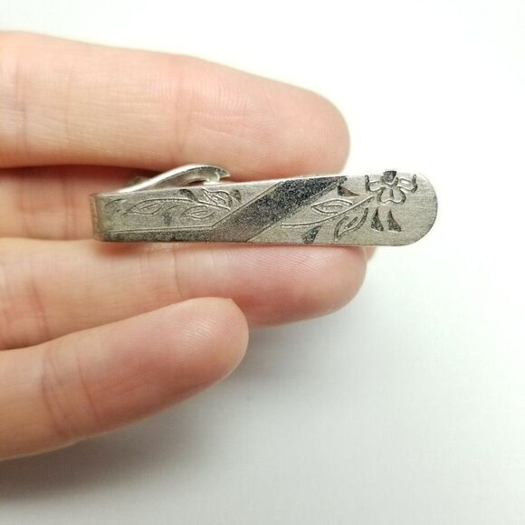 Vintage Sterling Silver Tie Bar Tie Clip, Floral Etched Design, Retro Estate - Picture 1 of 6